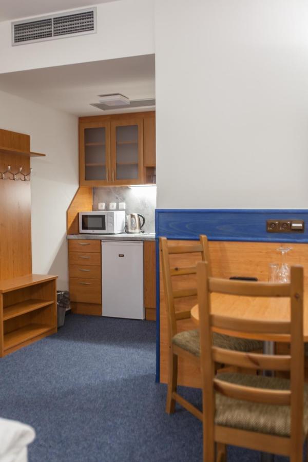 Hotelovy Dum Kaskada - Bed And Breakfast Kurdejov Luaran gambar